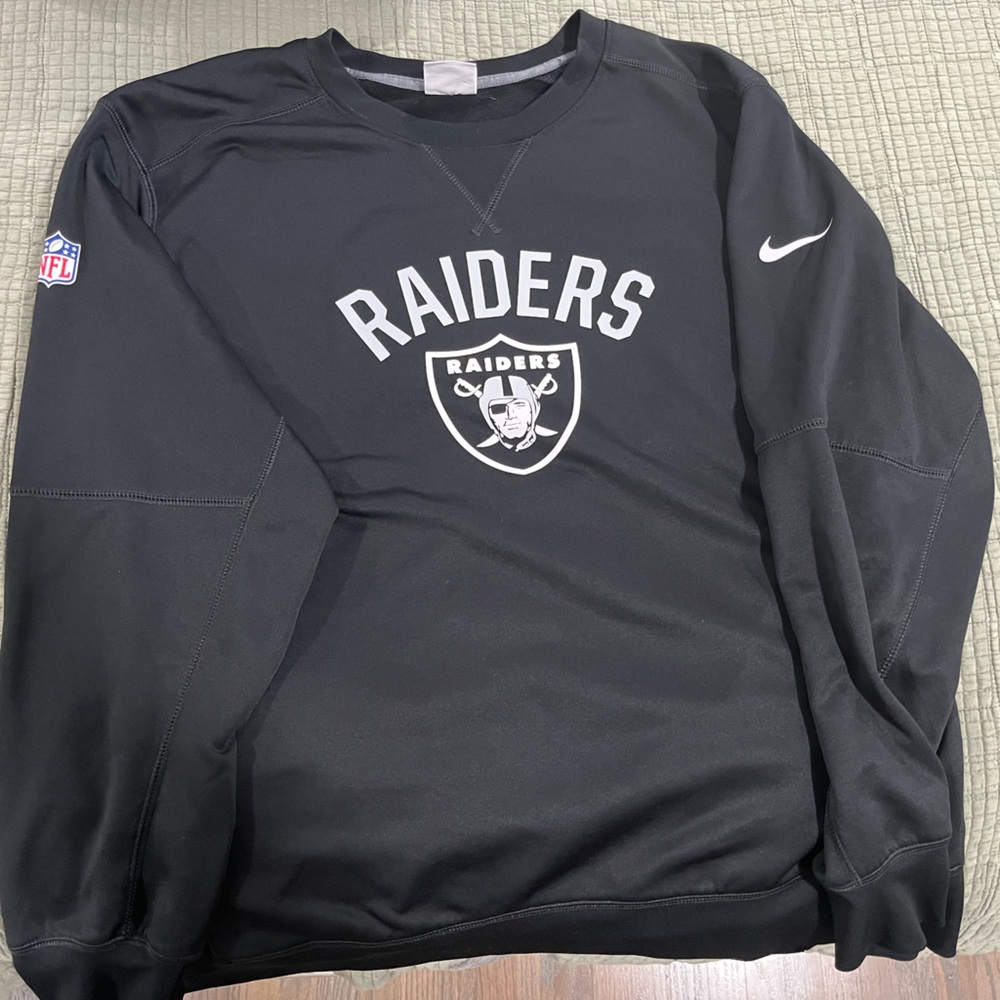 Men’s Nike Dri-Fit Raider Sweater- XXL